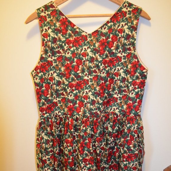 The Christmas Rose S Sleeveless Modest Dress - Picture 7 of 7